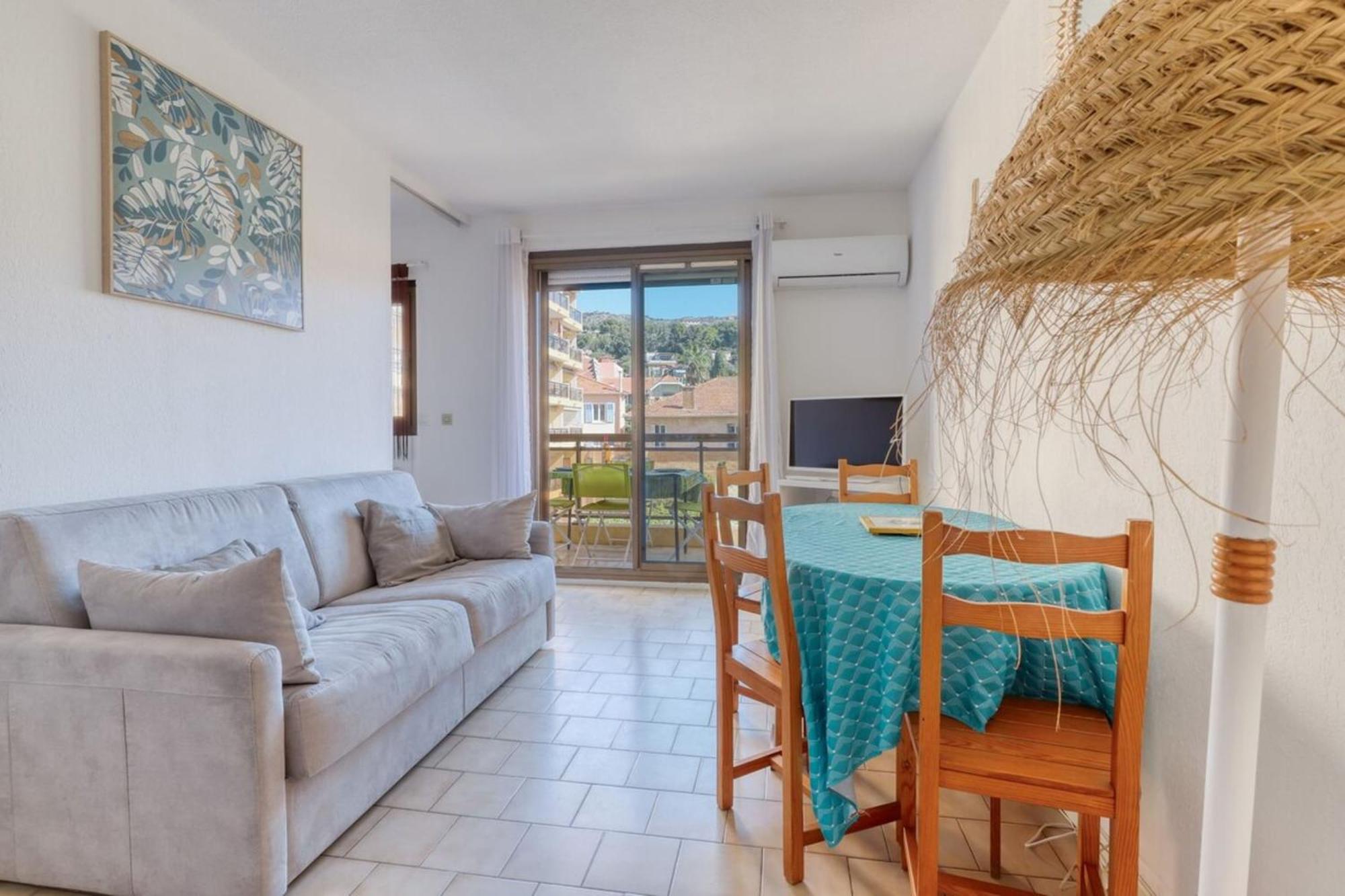 Lavandou - T2 In The City Center - 200 M From The Sea Le Lavandou Extérieur photo