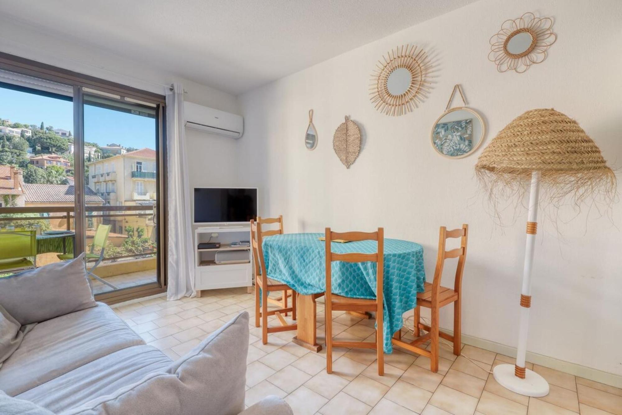 Lavandou - T2 In The City Center - 200 M From The Sea Le Lavandou Extérieur photo